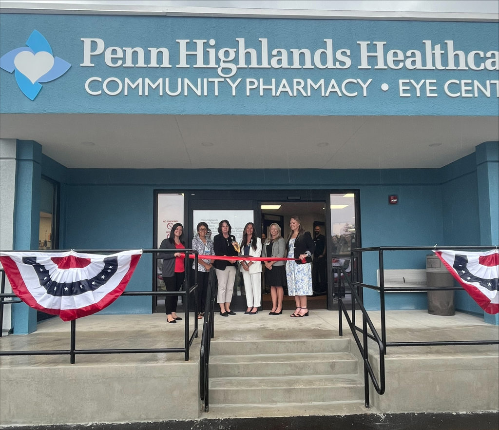 PH Elk Ribbon Cutting